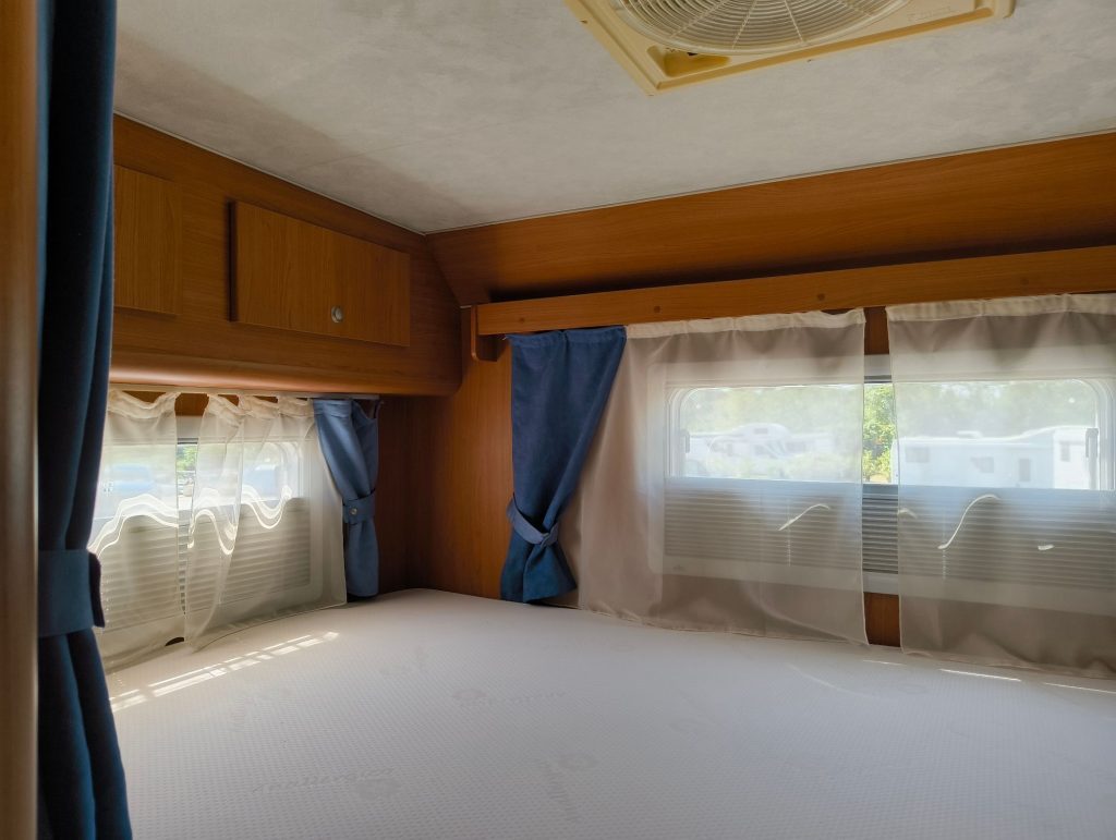 Giottiline Therry T45 Usato: Mansardato 6 Posti e Garage - OK Camper - foto 20