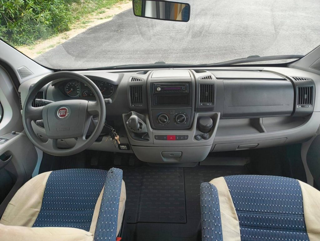 Laika Ecovip 1 Classic Usato: 6 Posti e Motore 160 CV - OK Camper - foto 7
