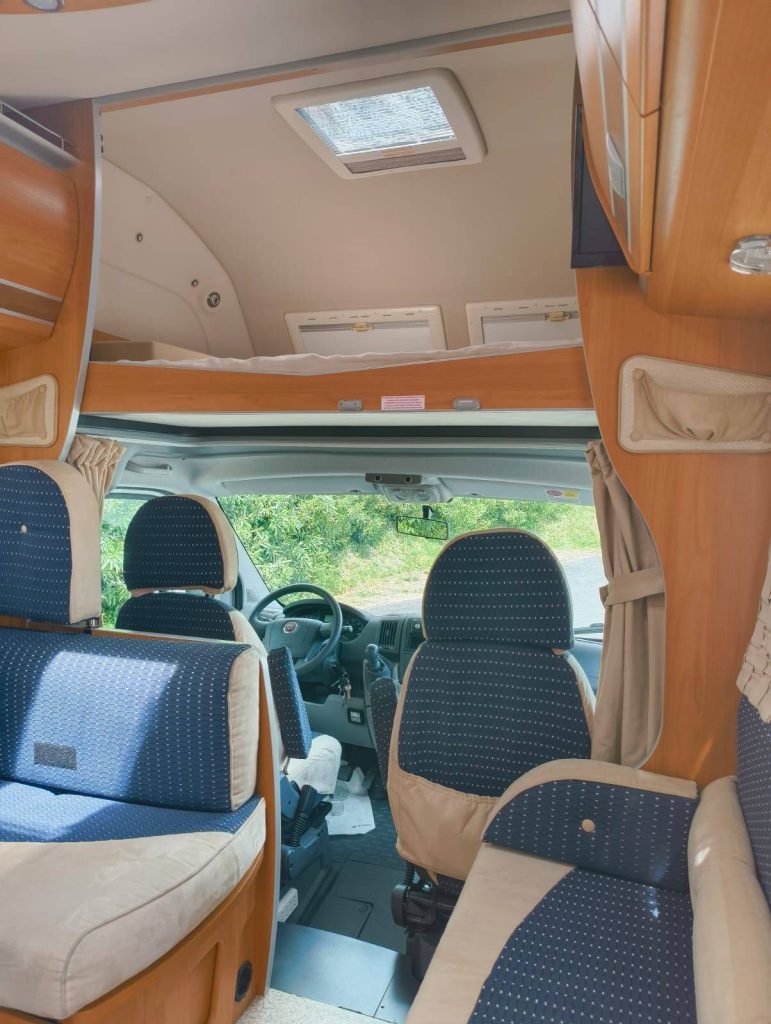 Laika Ecovip 1 Classic Usato: 6 Posti e Motore 160 CV - OK Camper - foto 12