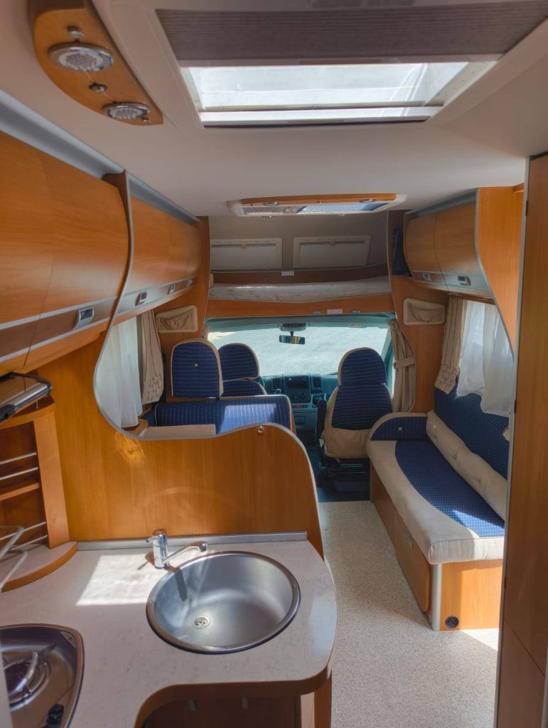 Laika Ecovip 1 Classic Usato: 6 Posti e Motore 160 CV - OK Camper - foto 13