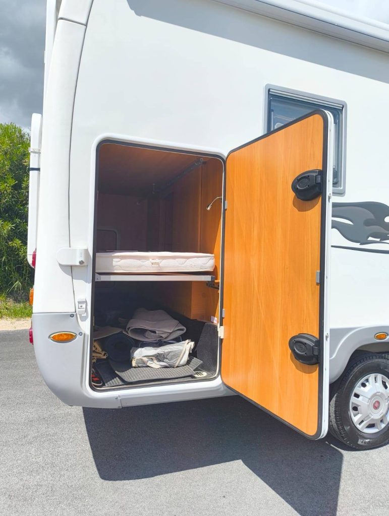 Laika Ecovip 1 Classic Usato: 6 Posti e Motore 160 CV - OK Camper - foto 19