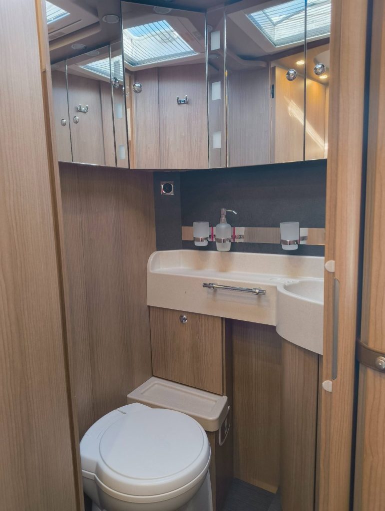 Carthago C-Tourer I 150 QB usato | Motorhome Full Optional - OK Camper - foto 22