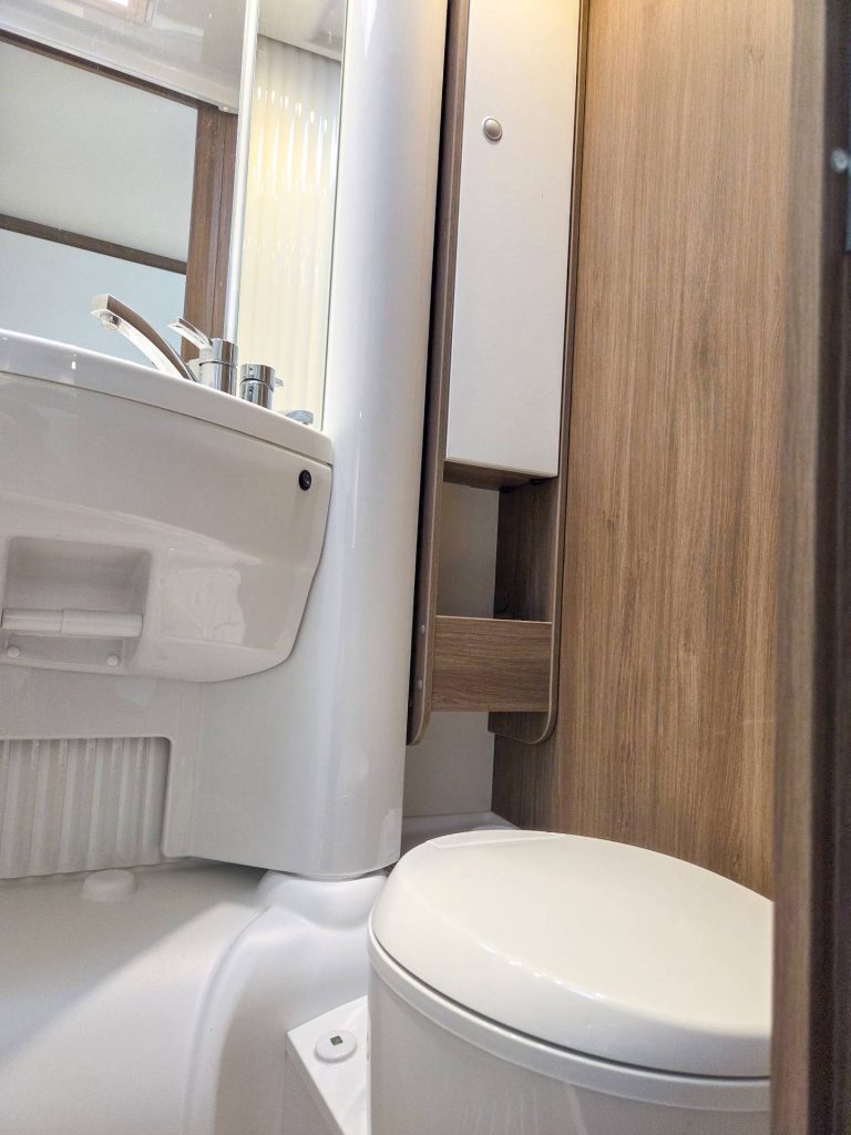 Camper Carado V337 PRO Nuovo in Vendita - OK Camper - foto 23