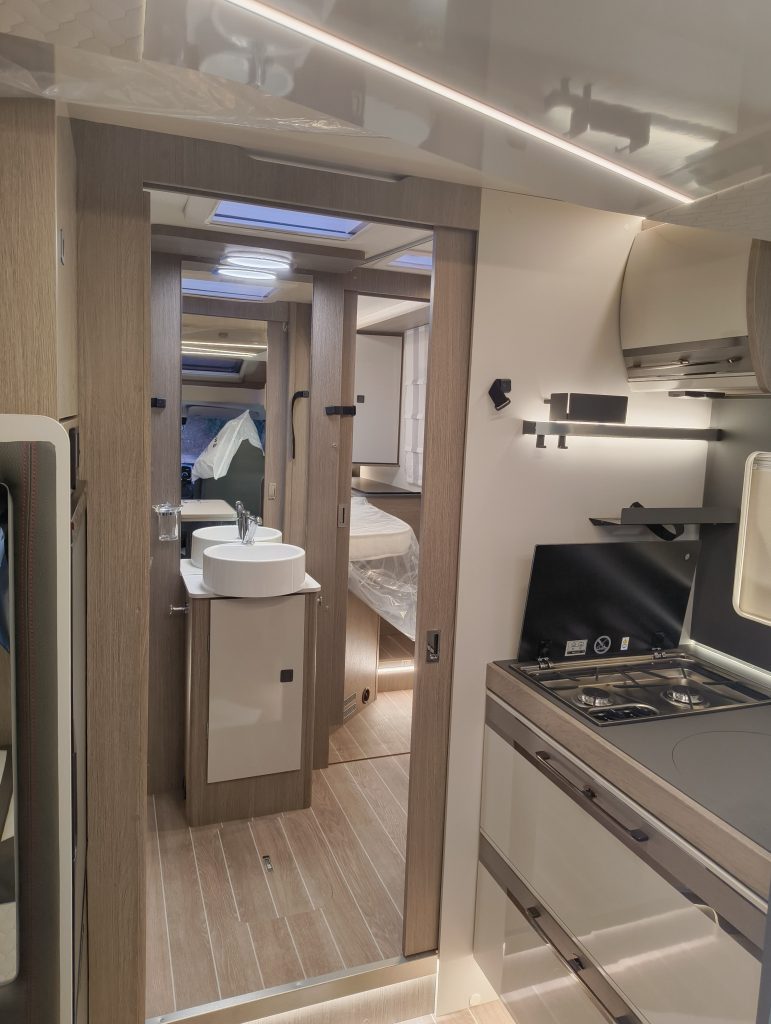 Roller Team Zefiro 266 TL Power Edition: Semi-integrale Nuovo - OK Camper - foto 19