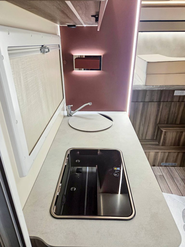Camper nuovo in vendita Roller Team Kronos 298 TL - OK Camper - foto 10