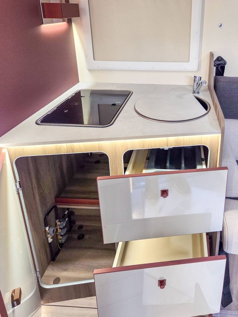 Camper in vendita nuovo Roller Team Kronos Fit 230 TL - OK Camper - foto 23