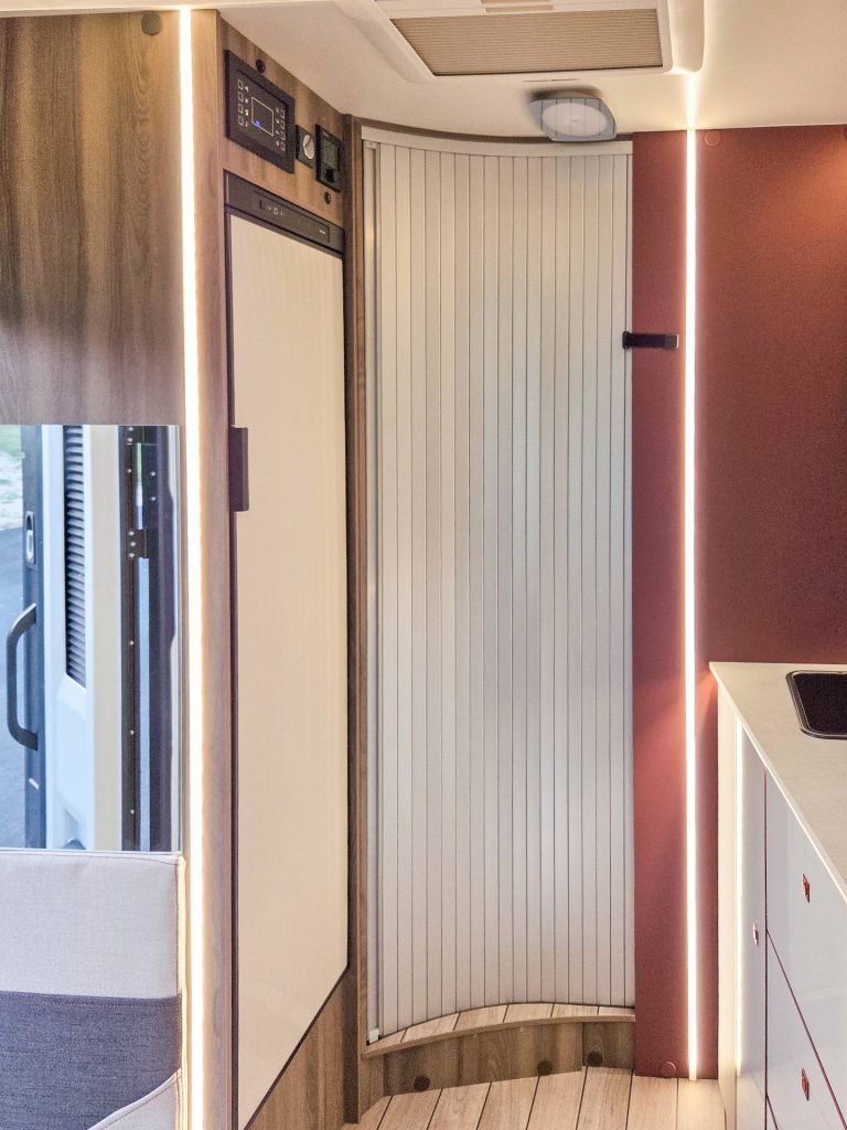 Camper in vendita nuovo Roller Team Kronos Fit 230 TL - OK Camper - foto 24