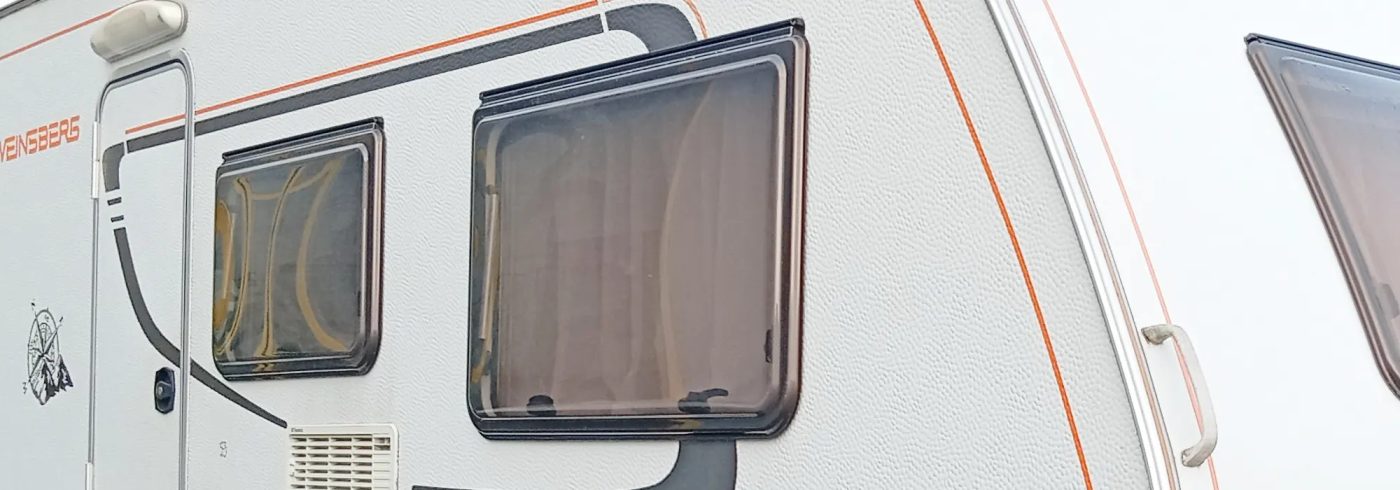 Weinsberg CaraOne 400LK usata | Roulotte 4 posti con veranda
