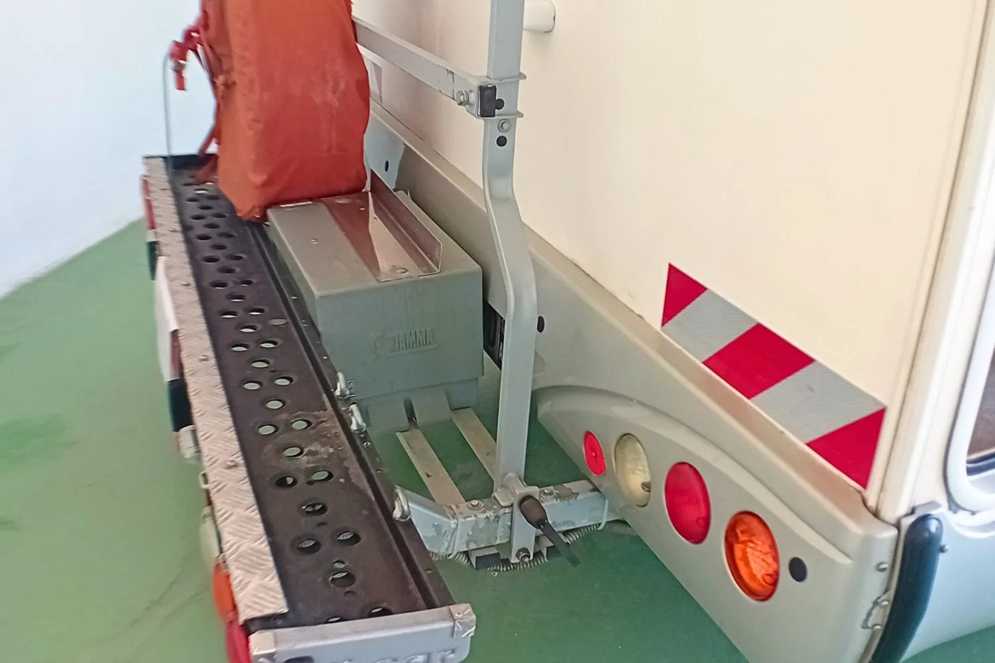 McLouis Steel 463 usato | Semintegrale 4 posti – Parcaravan - foto 9