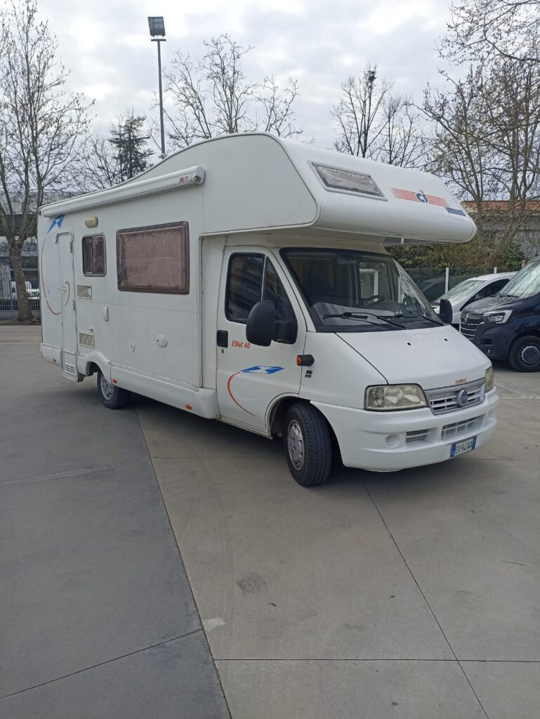 C.I. ELLIOT 40 - Abruzzo Camper