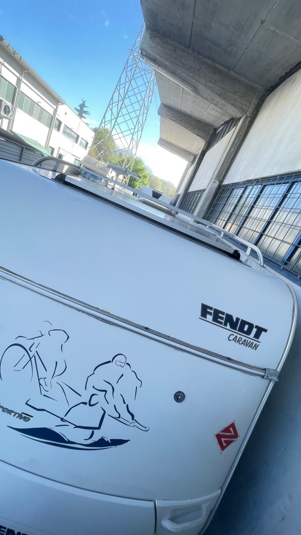 USATO CARAVAN FENDT BIANCO Sportivo 390 - foto 11
