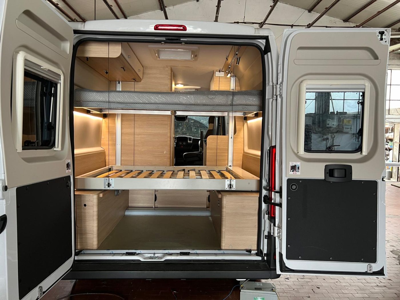 Roadcar Easy con letto elettrico posteriore Citroen – D80908 - foto 11