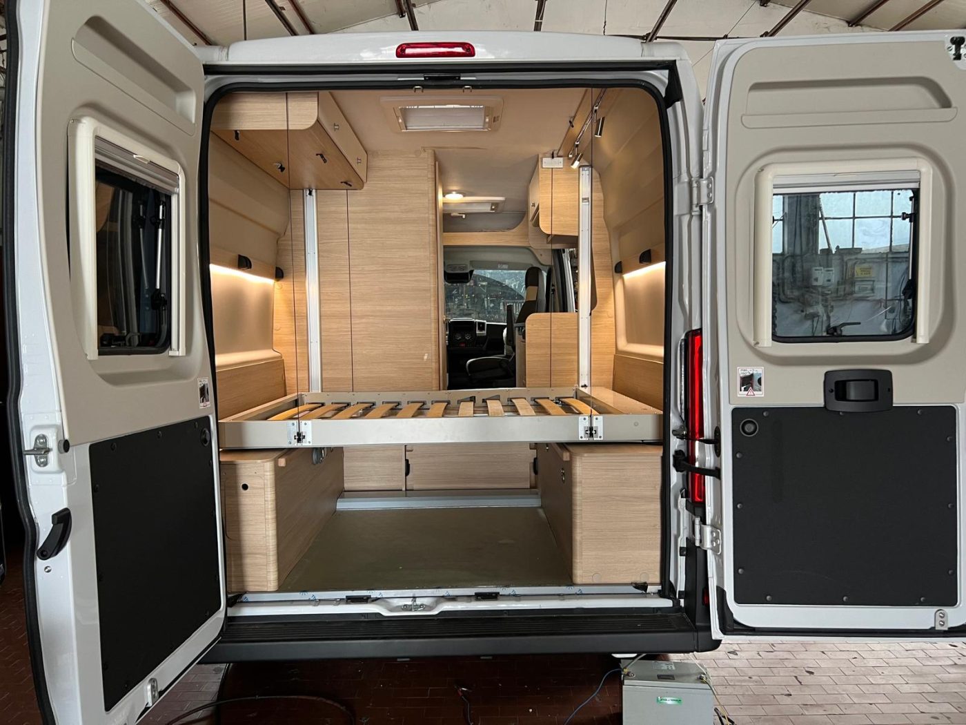 Roadcar Easy con letto elettrico posteriore Citroen – D80908 - foto 12