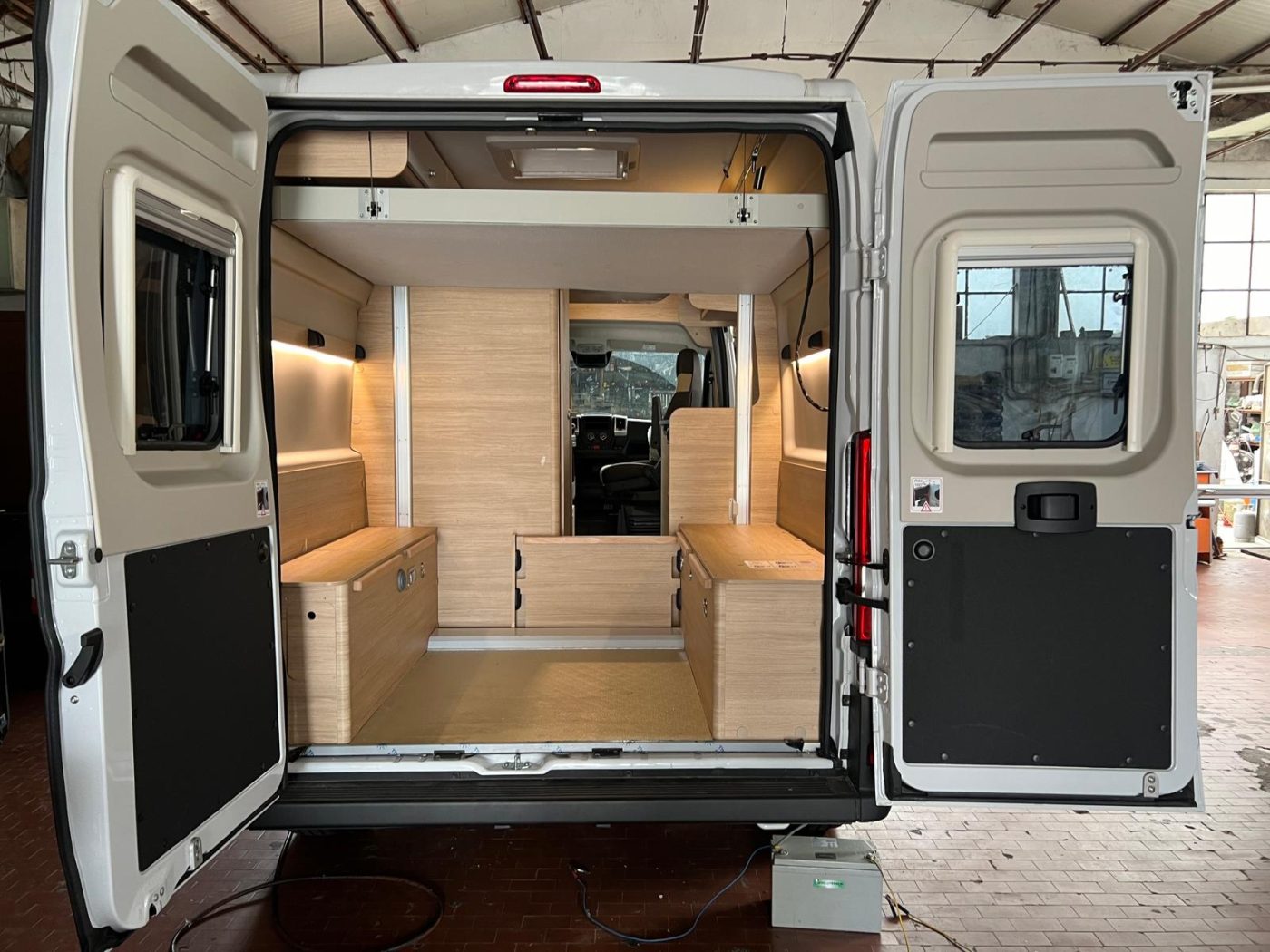 Roadcar Easy con letto elettrico posteriore Citroen – D80908 - foto 13