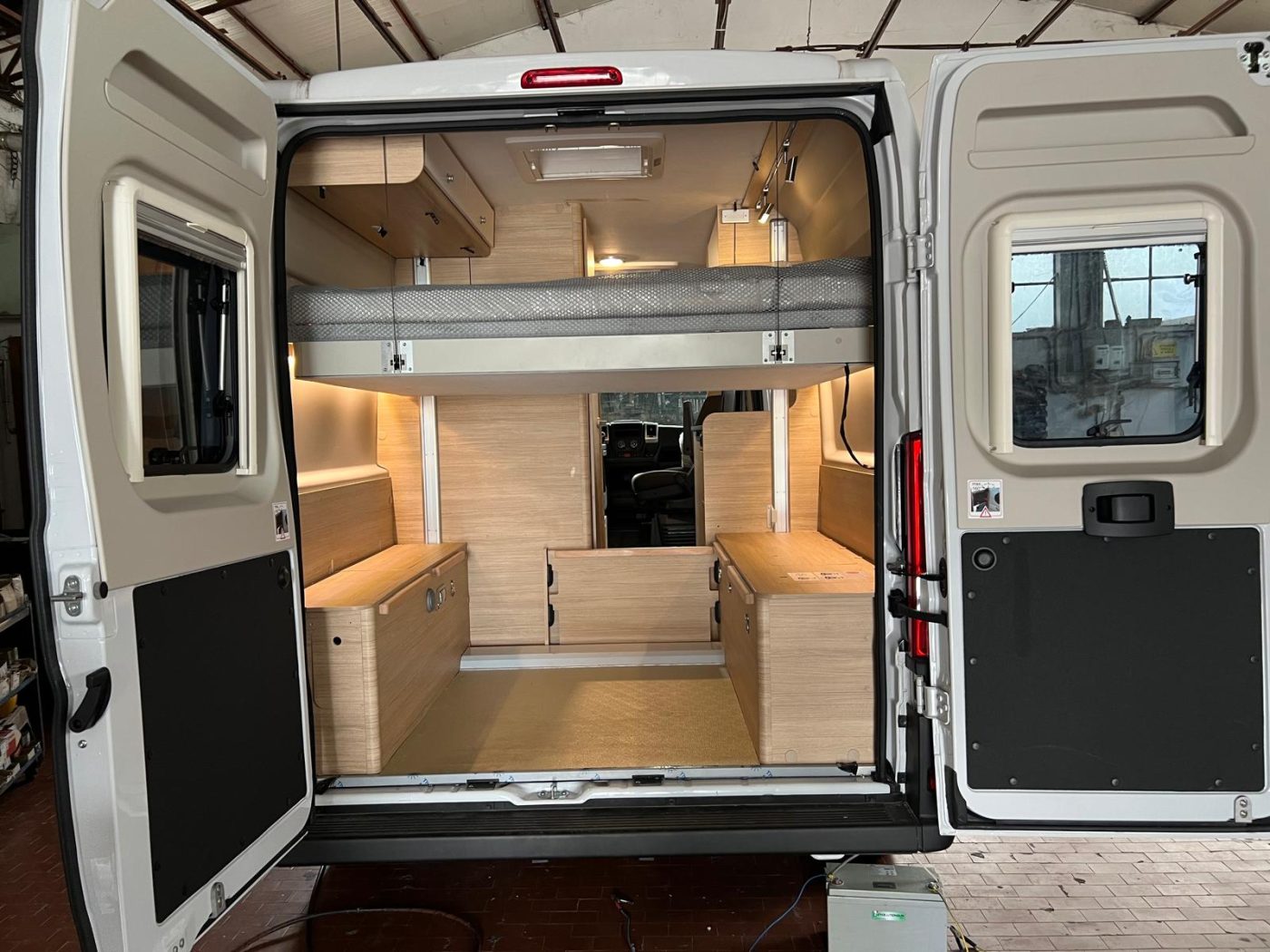 Roadcar Easy con letto elettrico posteriore Citroen – D80908 - foto 15