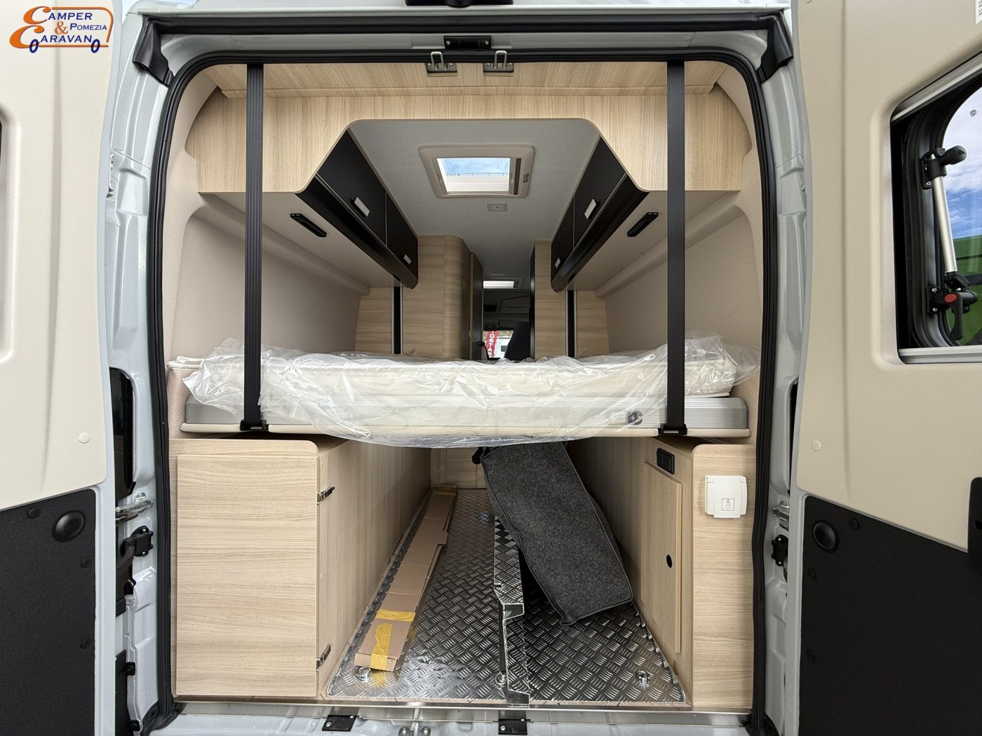 CHALLENGER V210 SPORT EDITION - CAMPER E CARAVAN POMEZIA - foto 9