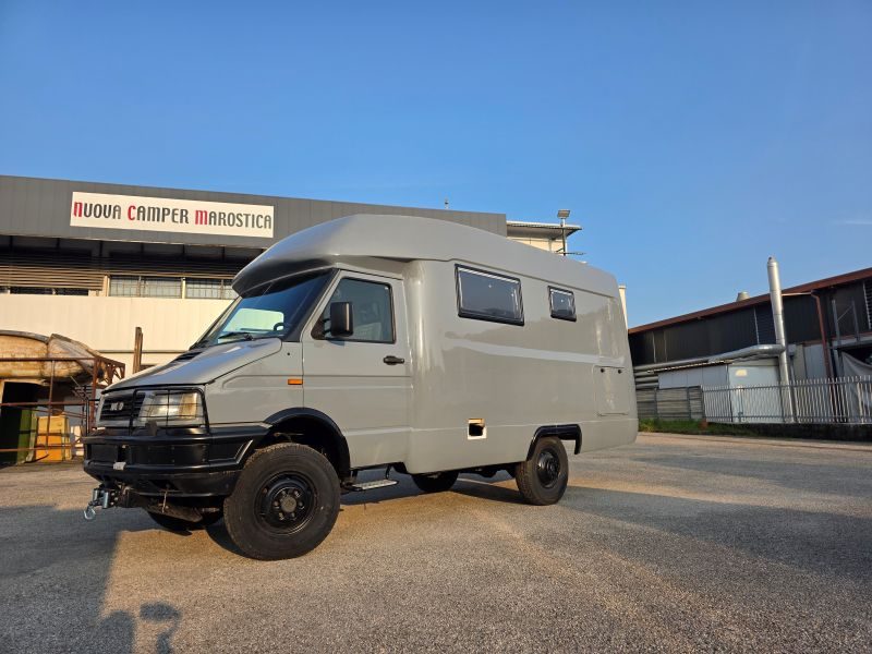 Poseidon 6.5 Iveco Daily 40.10 4x4 Monoscocca 4 posti