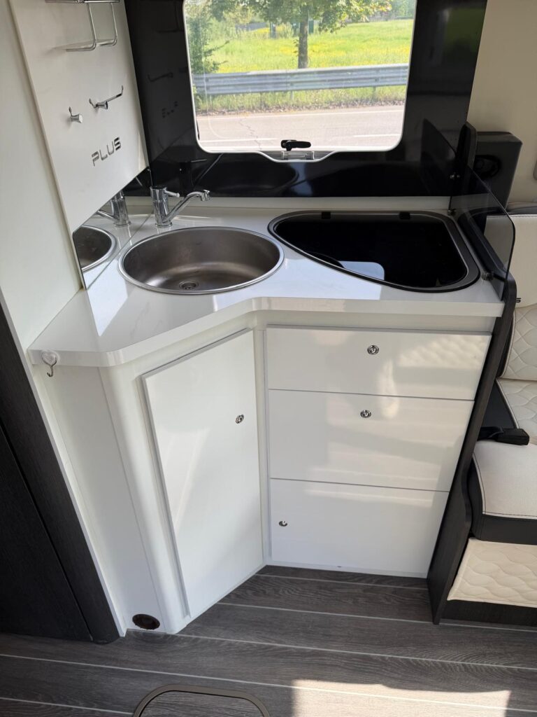Motorhome C.I. Magis Integral 67 Plus - foto 9