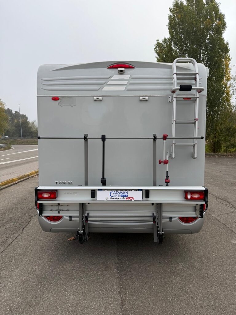 Semintegrale Hymer Tramp 616 SL - foto 21