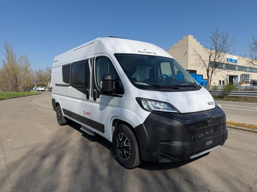 Furgonato Sunlight Cliff 600 Lithium Edition