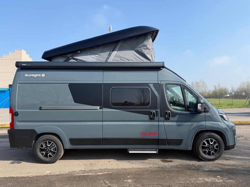 Furgonato Sunlight Cliff 600 X RT Lithium Edition - foto 17