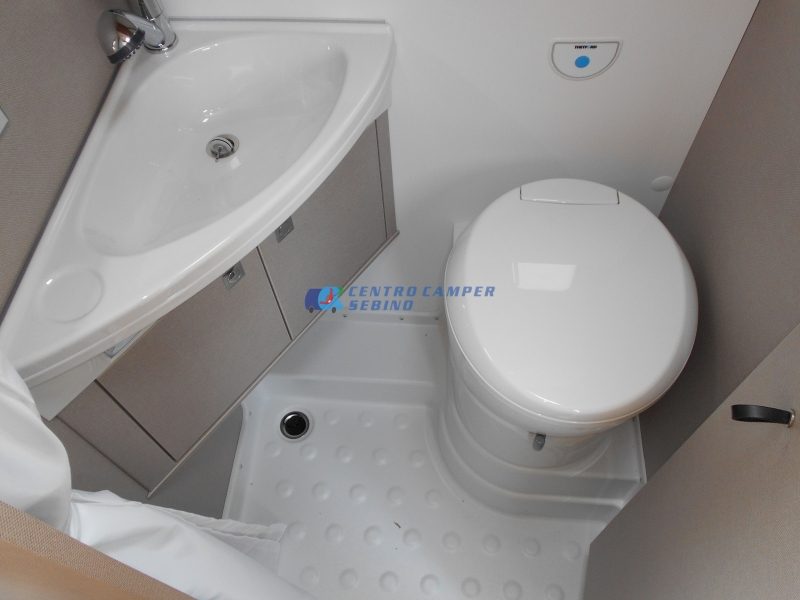 DELFIN C 621 Limited BÜRSTNER / Camper - foto 15