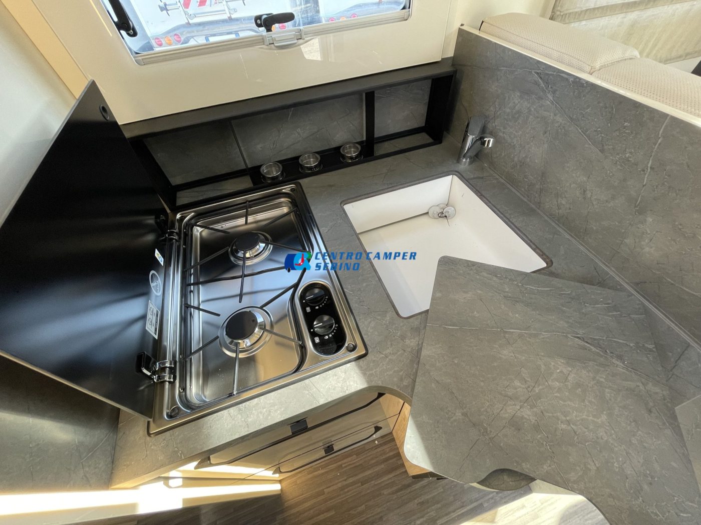 T-LOFT 450 Matic ELNAGH / Camper - foto 15