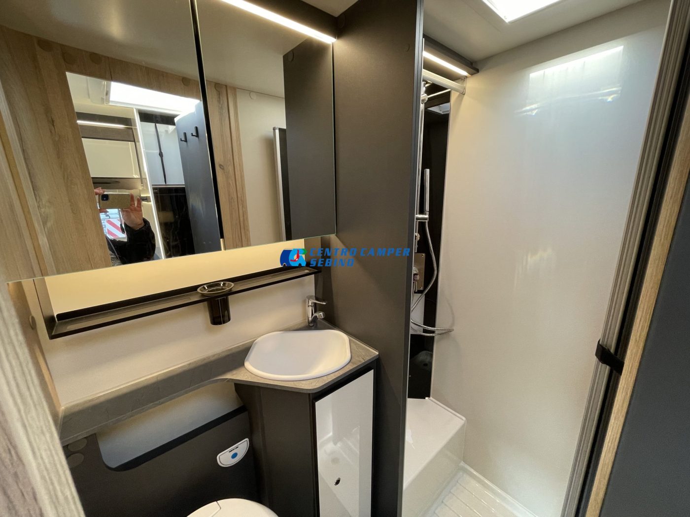 T-LOFT 450 Matic ELNAGH / Camper - foto 18