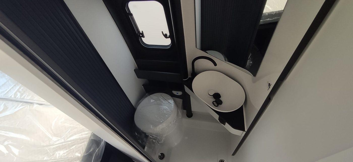 van- Adria Twin Supreme 600 SPB - foto 17