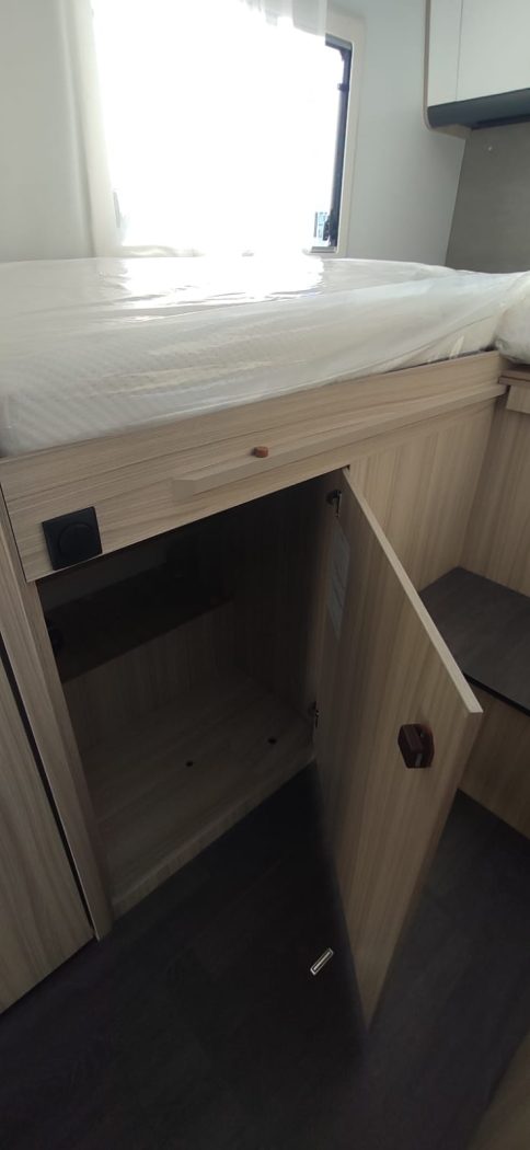 Camper Semintegrale Sun Living S 75 SL - foto 18
