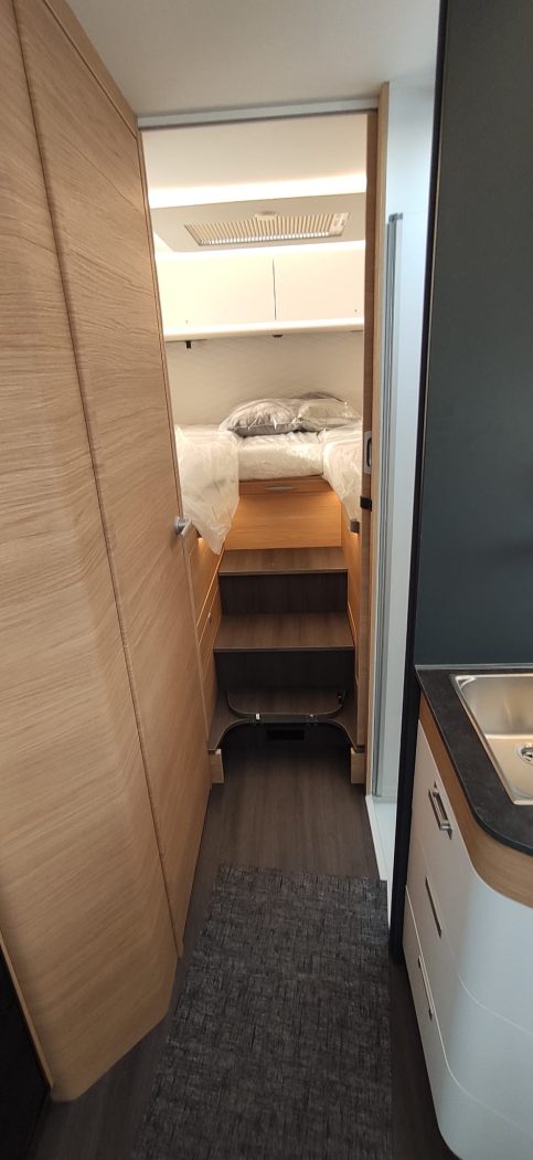 Camper Adria SONIC 700 SL - foto 13