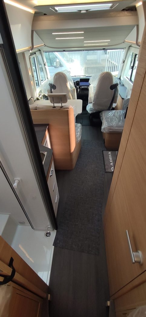 Camper Adria SONIC 700 SL - foto 17