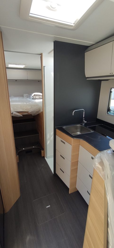 camper semintegrale Adria Matrix Axess 670 SL - foto 11