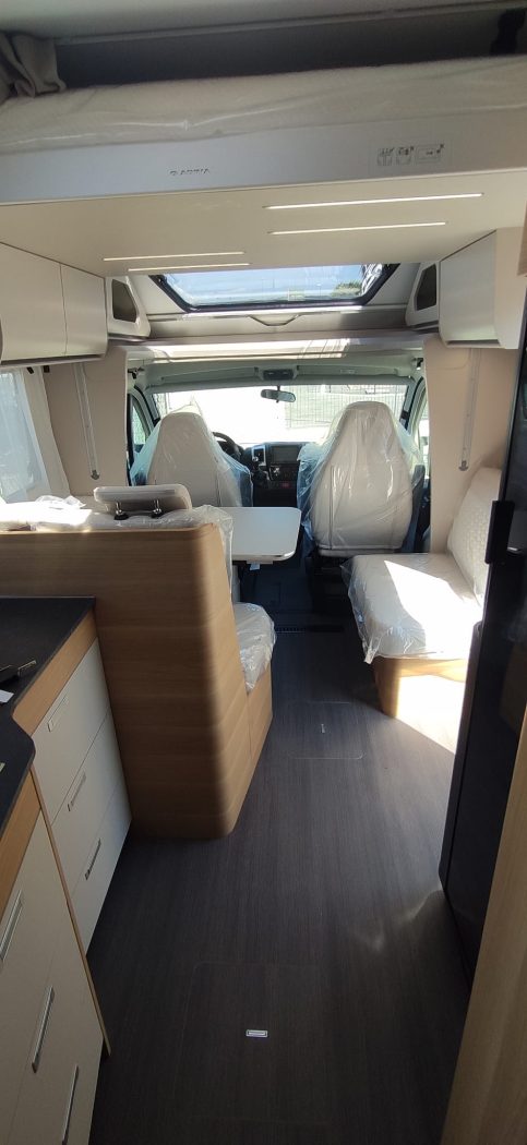camper semintegrale Adria Matrix Axess 670 SL - foto 13