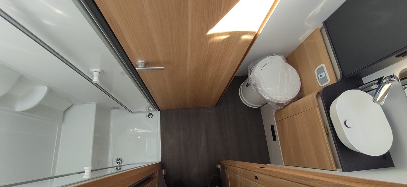 camper semintegrale Adria Matrix Axess 670 SL - foto 17