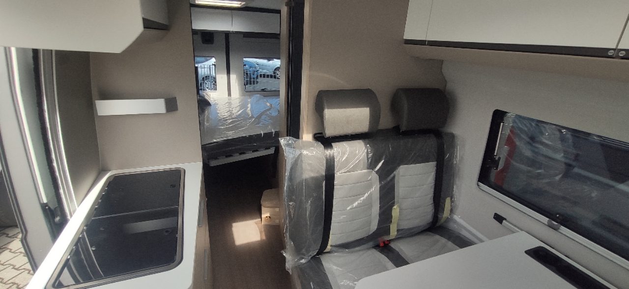 Camper Adria TWIN PLUS 600 SPB - foto 11