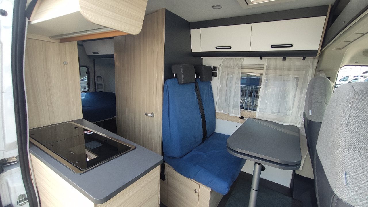 Camper Furgonato Sun Living V 60 SP - foto 6