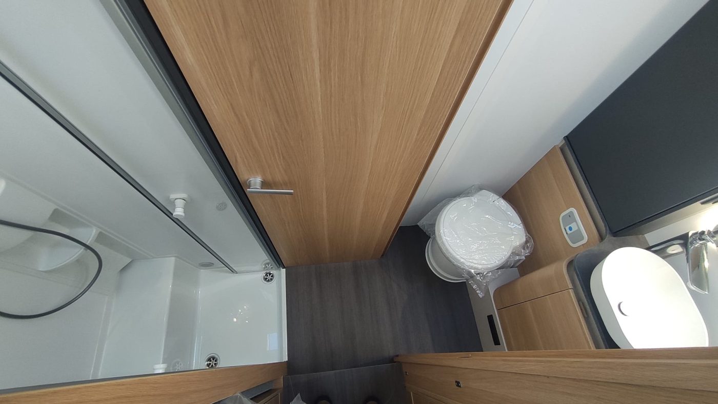 Camper Adria MATRIX 650 DL Axess - foto 13