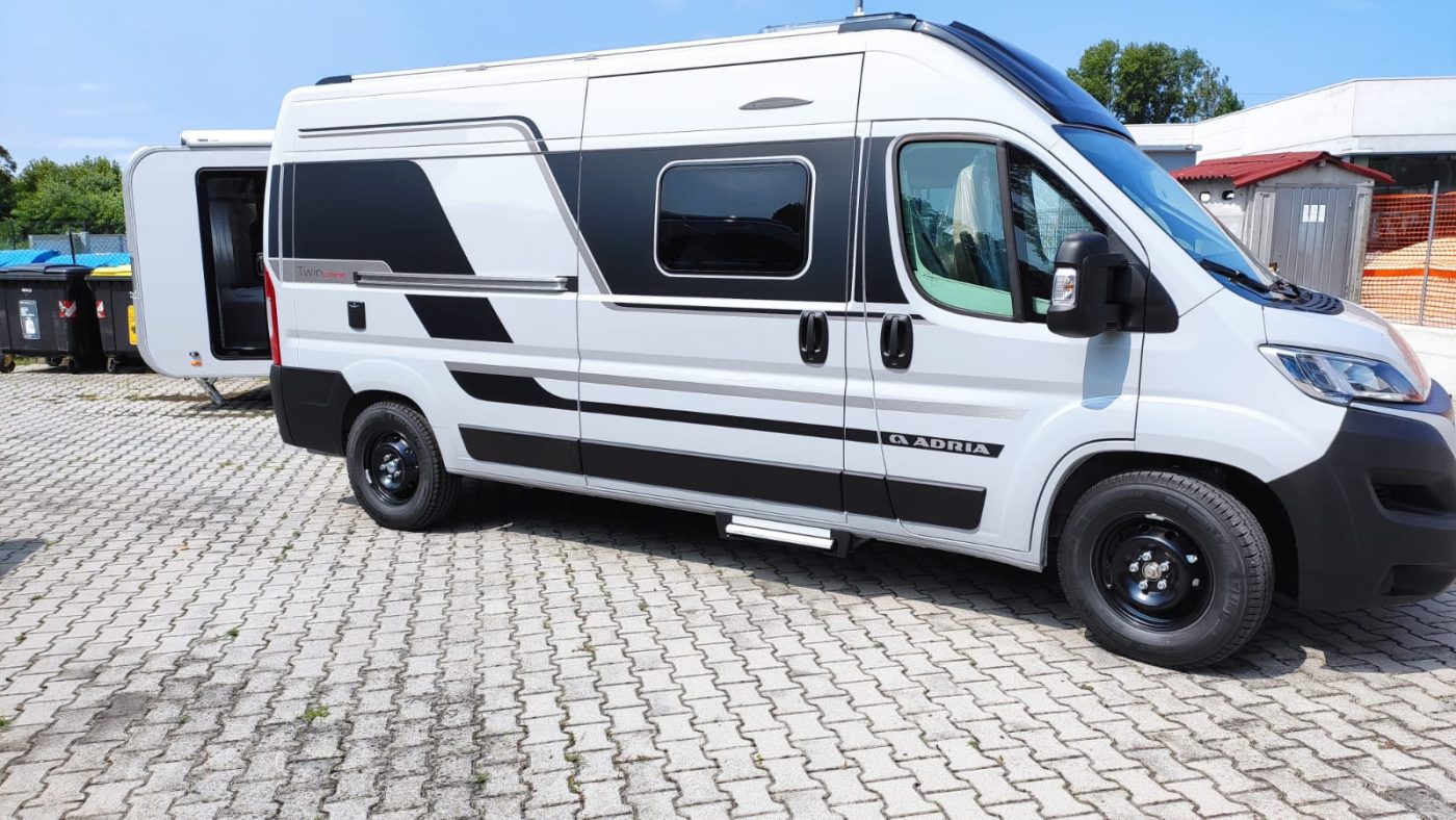 Camper Adria TWIN SUPREME 600 SPB - foto 11