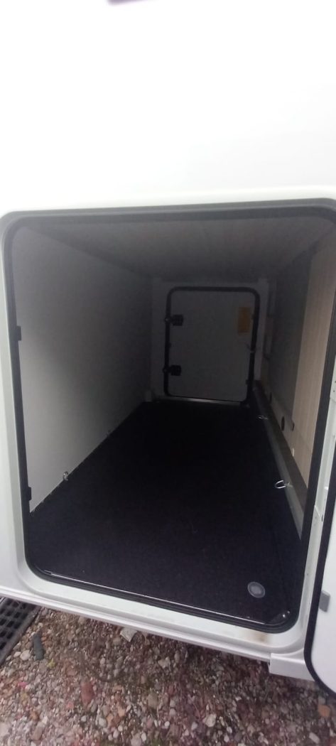 Adria Sun Living A75DP- NOLEGGIO - foto 12
