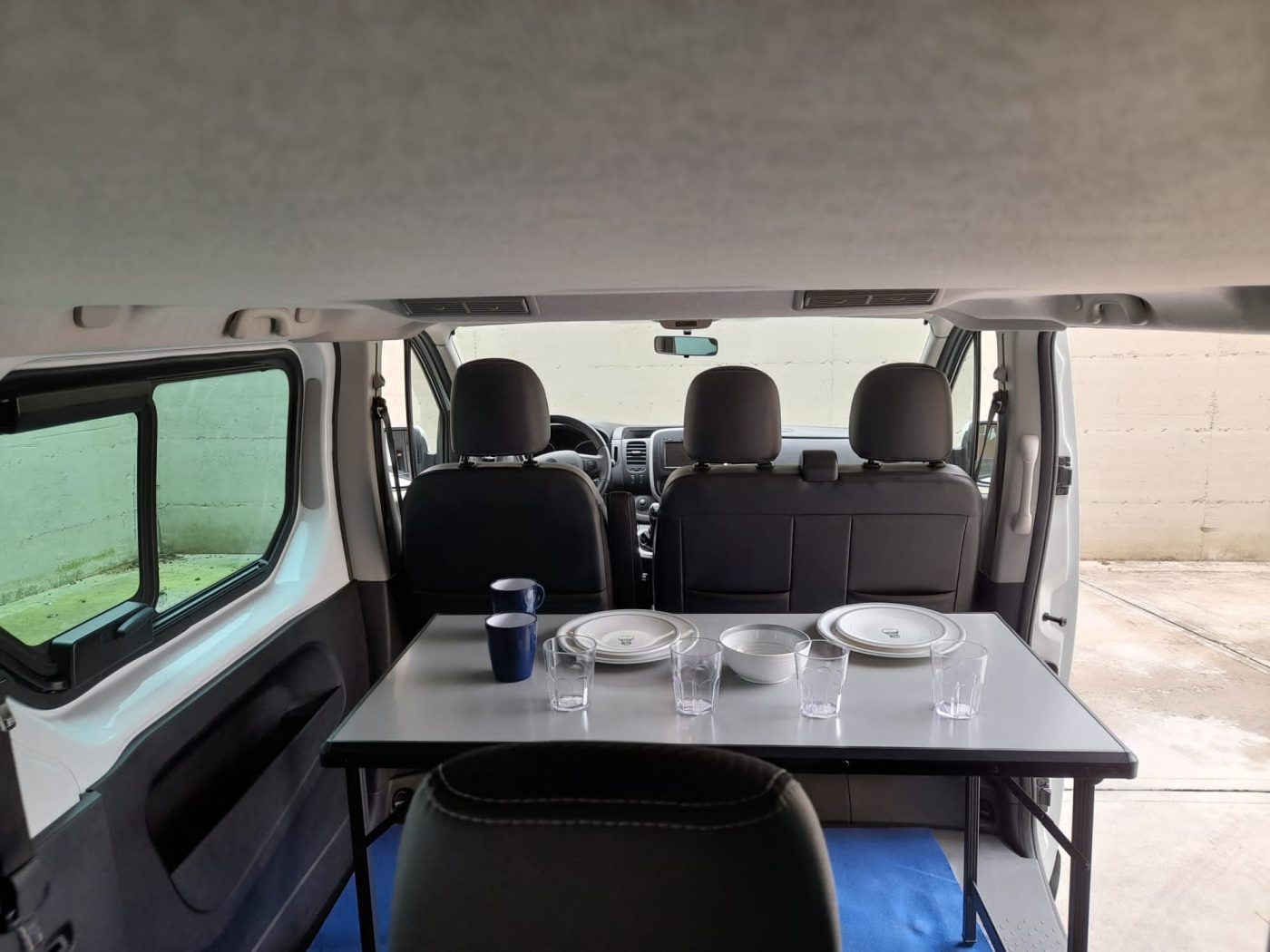 Minivan Renault Trafic – NOLEGGIO - foto 7