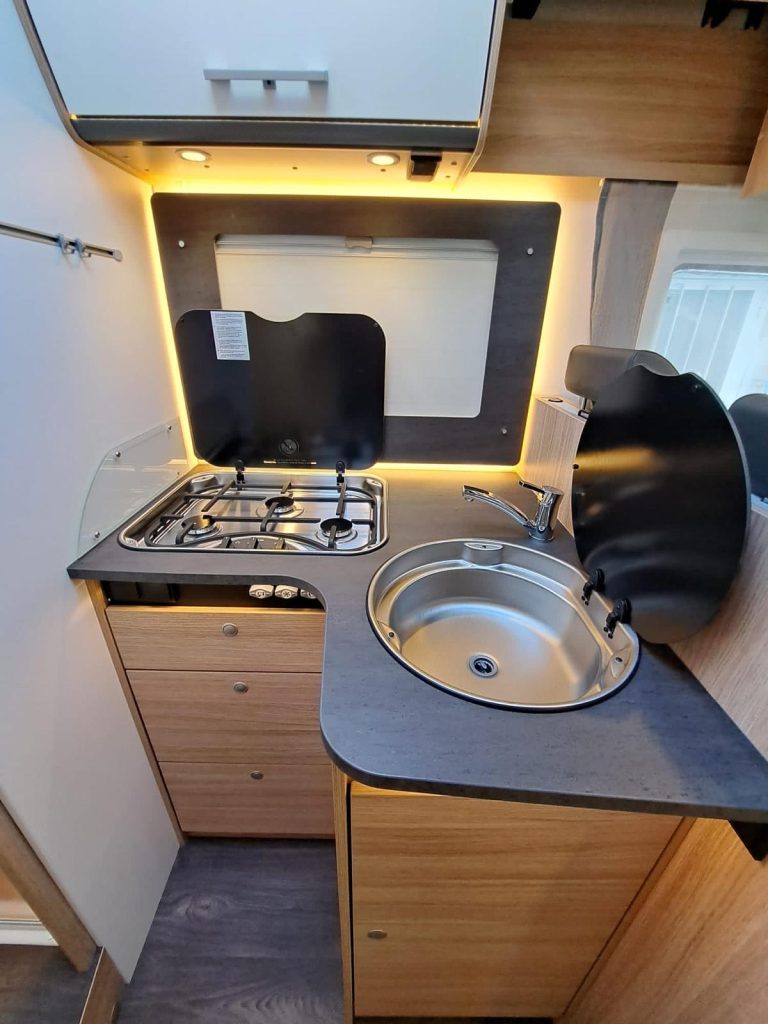 Dott. Camper - foto 101