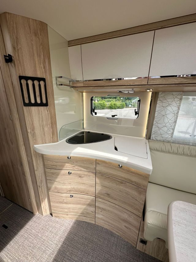Eura Mobil Integra Line 720 EF (usato) - foto 12
