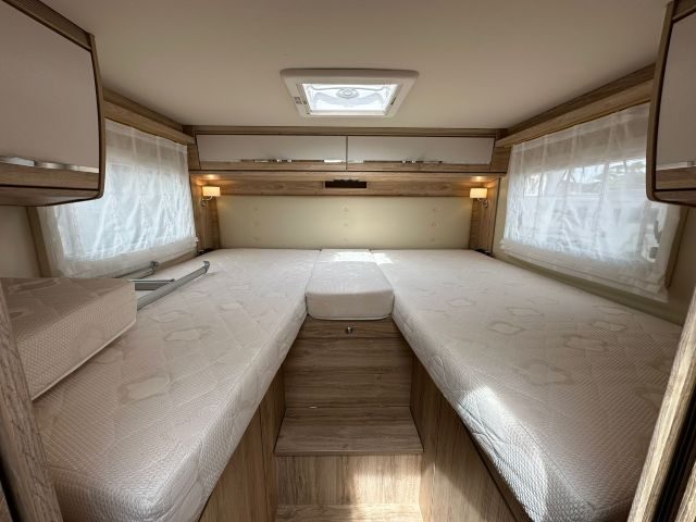 Eura Mobil Integra Line 720 EF (usato) - foto 17