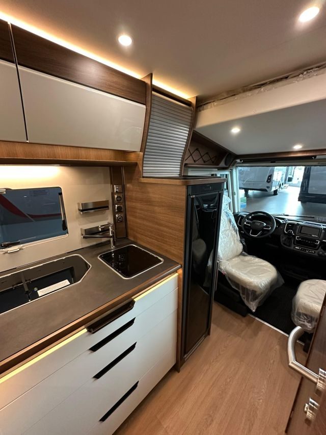Rapido 854 F (nuovo) - foto 11