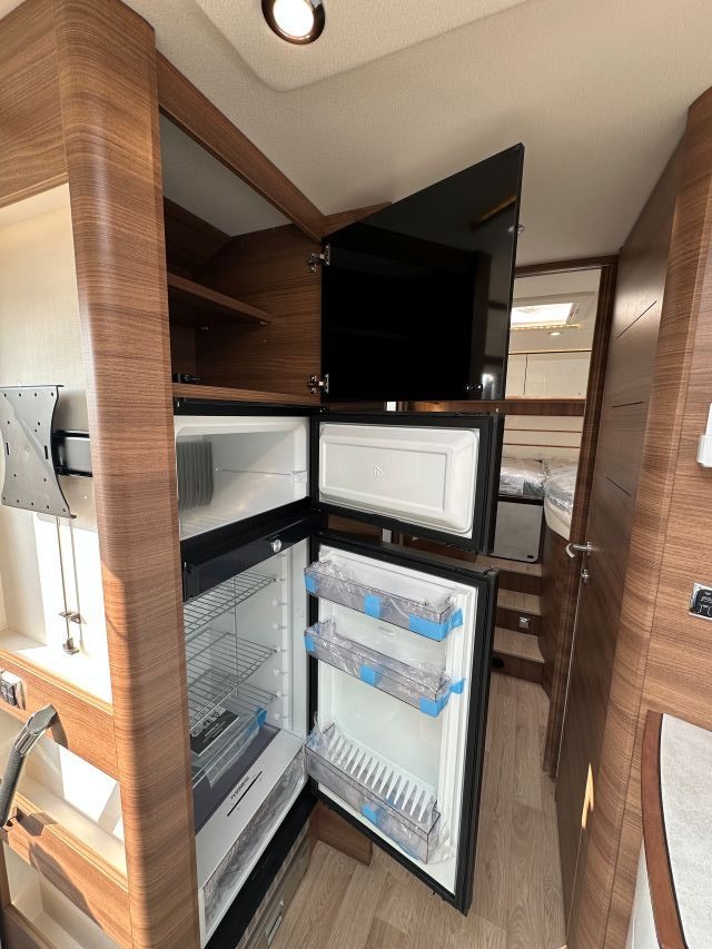 Rapido Distiction I 66 M (nuovo) - foto 15