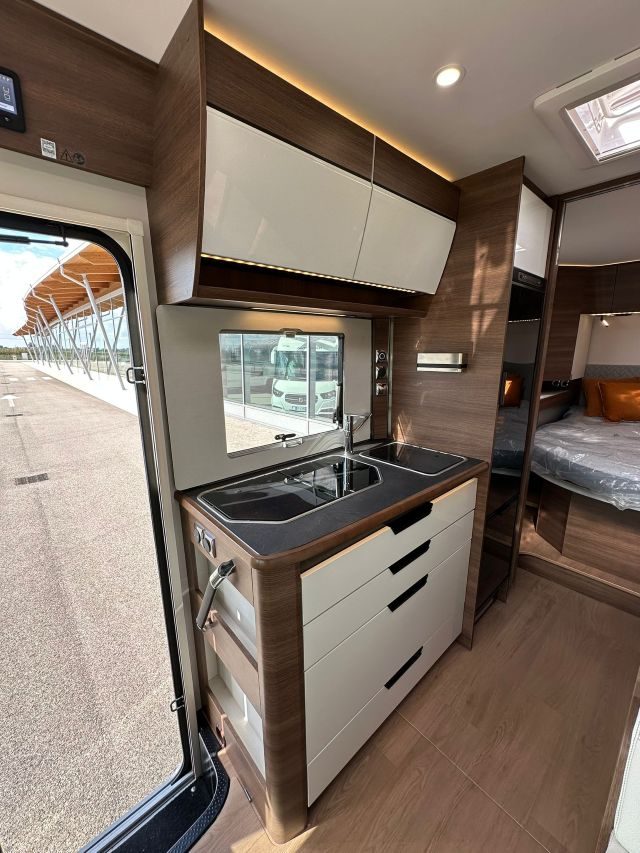 Rapido 850 F (nuovo) - foto 13