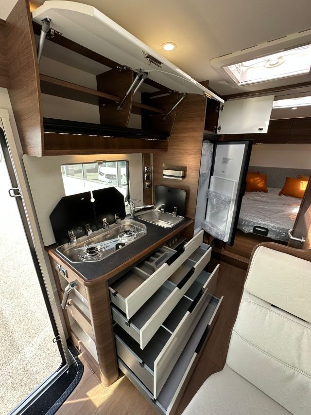 Rapido 850 F (nuovo) - foto 14