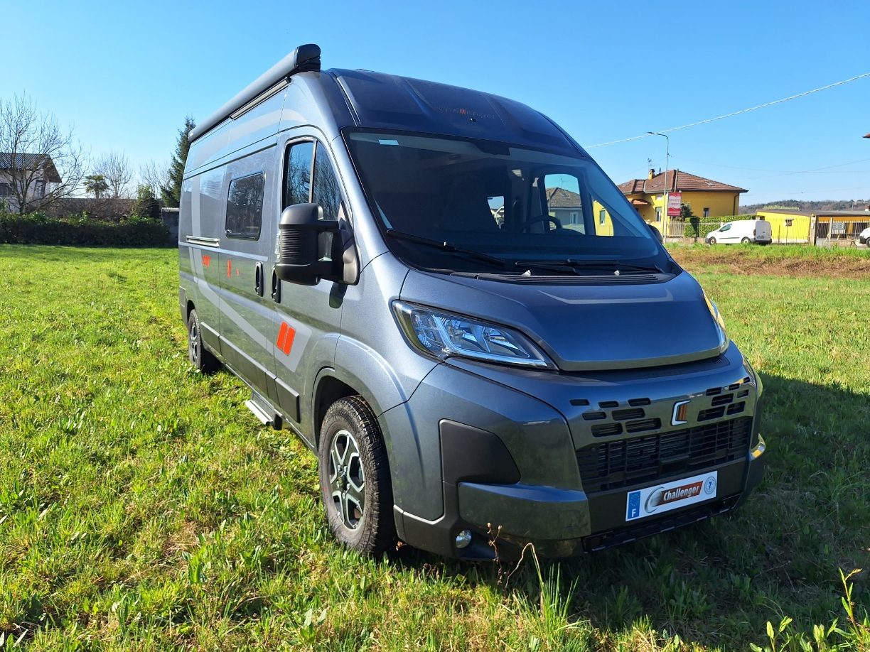 CHALLENGER V114 MAX COSY P/E 2026 € 58990 STRABILIANTE