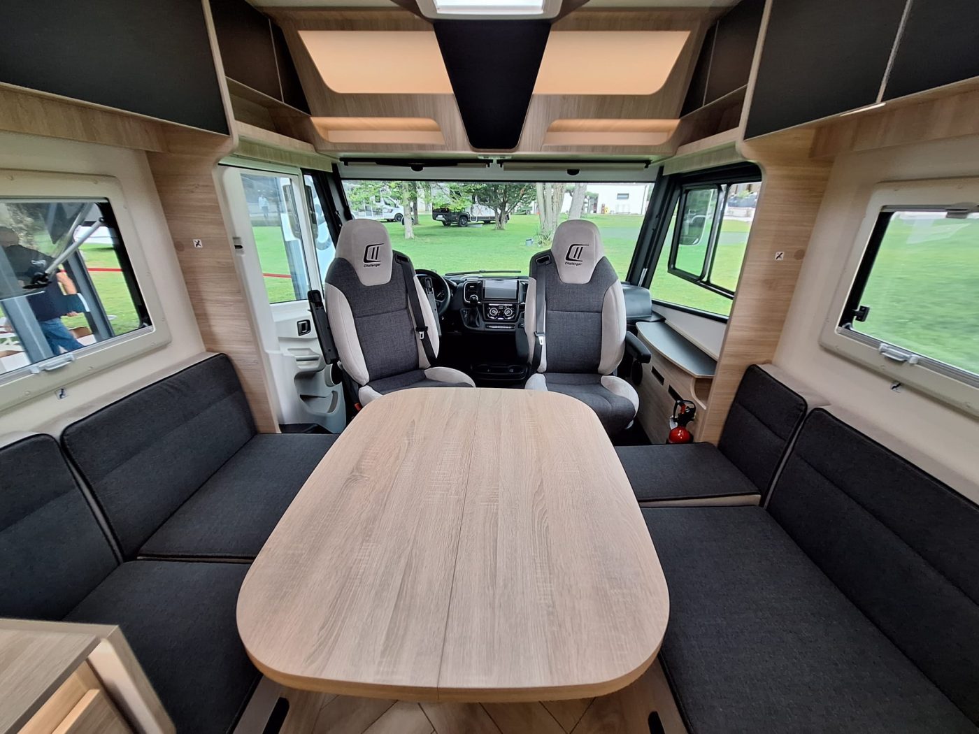 CHALLENGER 3048 MOTORHOME € 86900 cambio automatico -extra accessoriato - foto 5